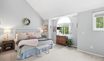 6 Standish Way 2, Amherst, NH 03031