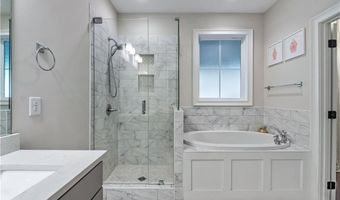 1696 OVERHILL Ct, Auburn, AL 36830