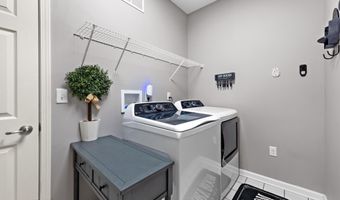 3 Moonlight Dr, Barnegat, NJ 08005