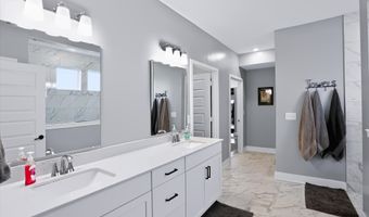 5054 Foxley Park Ln, Avon, IN 46123