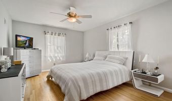 9504 WADSWORTH Dr, Bethesda, MD 20817