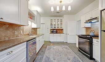 115 W Elmview Pl, Alamo Heights, TX 78209