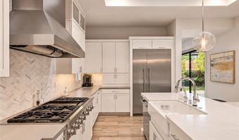 1 Moonfire Dr, Las Vegas, NV 89135