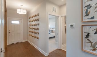 1 GREELEY Sq, Ashburn, VA 20148