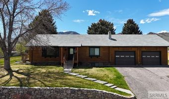 223 W Summit Cir, Challis, ID 83226