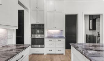 742 Freedom Ridge Ln, Brandon, MS 39047