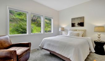 8521 Spendlove Dr, Anchorage, AK 99516