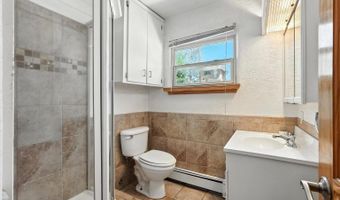 1632 Columbia Dr SE, Albuquerque, NM 87106
