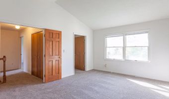 3207 Foxway Ct, Ann Arbor, MI 48105