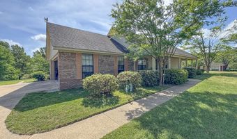 408 Hunters Pkwy, Batesville, MS 38606
