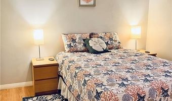 70 Carroll Ave 708, Newport, RI 02840
