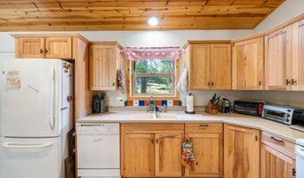 2 CR N2261, Alpine, AZ 85920