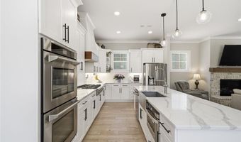190 Chestnut St, Ball Ground, GA 30107