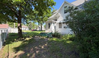 303 S Clark St, Bassett, NE 68714