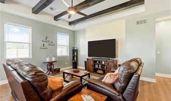 1592 Grayhawk Dr, Basehor, KS 66007