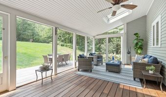 696 Liberty Square Rd, Boxborough, MA 01719