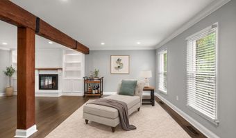 8470 NICOLE Ct, Annandale, VA 22003
