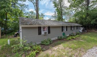 76 Long Meadow Dr, Glocester, RI 02814