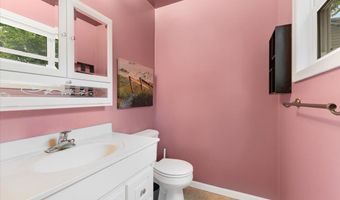 910 W Huron St, Ann Arbor, MI 48103