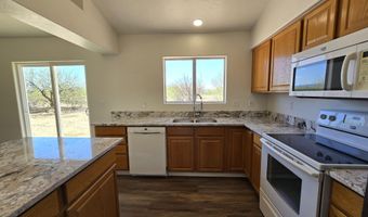1211 E Desert Sky Ln, Benson, AZ 85602
