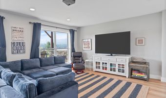 223 Masters Ln, Bean Station, TN 37708