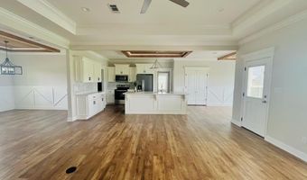 173 Indian Creek Cir, Adel, GA 31620