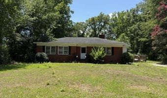 402 Dogwood Ave, Bennettsville, SC 29512
