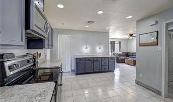 912 S 7th St, Aransas Pass, TX 78336