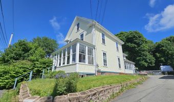 423 Hammond St, Bangor, ME 04401