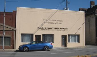 20 22 W 8th St, Anderson, IN 46016