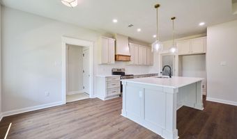 10581 W Miller Sardis Rd, Bauxite, AR 72011