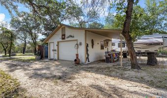 1843 Burr Oak Ln, Adkins, TX 78101