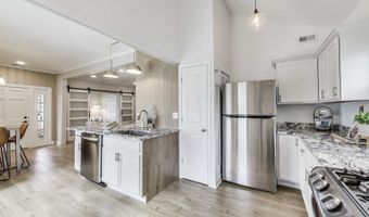 42997 N Janette St, Antioch, IL 60002