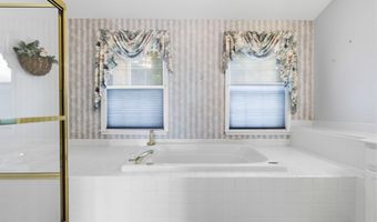 1034 GLENDEVON Dr, Ambler, PA 19002