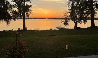 107 Hunter Rd N, Alburgh, VT 05440
