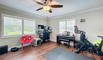 404 BROADVIEW Ave, Altamonte Springs, FL 32701