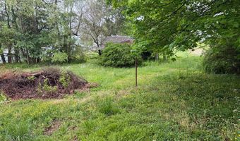 357 Washington St, Alderson, WV 24910