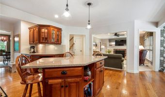114 Golfview Dr, Adams Twp., PA 15044