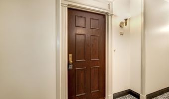 4808 MOORLAND Ln 711, Bethesda, MD 20814