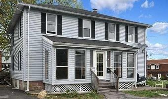 39 Congdon Rd, Narragansett, RI 02882