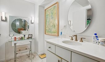 4920 SENTINEL Dr #3-305, Bethesda, MD 20816