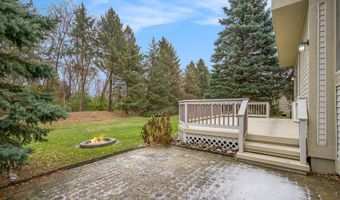 5660 Versailles Ave, Ann Arbor, MI 48103