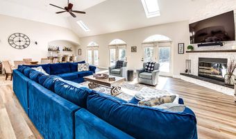 16 Woodedge Cir, Amagansett, NY 11930