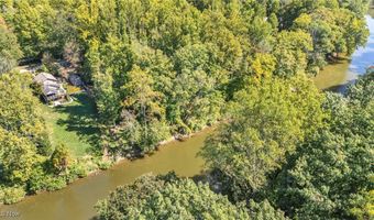 3596 Glenwood Dr, Austinburg, OH 44010
