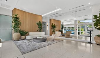 9821 E Bay Harbor Dr 402, Bay Harbor Islands, FL 33154