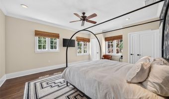 906 ALHAMBRA Ct, Orlando, FL 32804