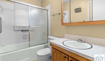 350 Marigold Ln, Ararat, VA 24053