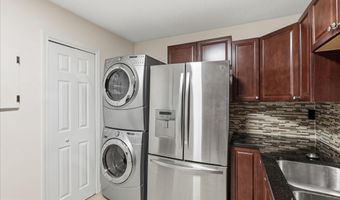 309 YOAKUM Pkwy 1002, Alexandria, VA 22304
