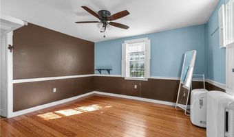 26 Perry St 1, Newport, RI 02840