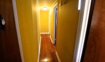 58 William St, Andover, NJ 07801